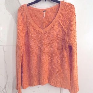 Free people v neck boucle slouchy sweater size S